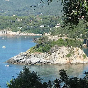 casa-pineta.it-tuscanyhotel.com/